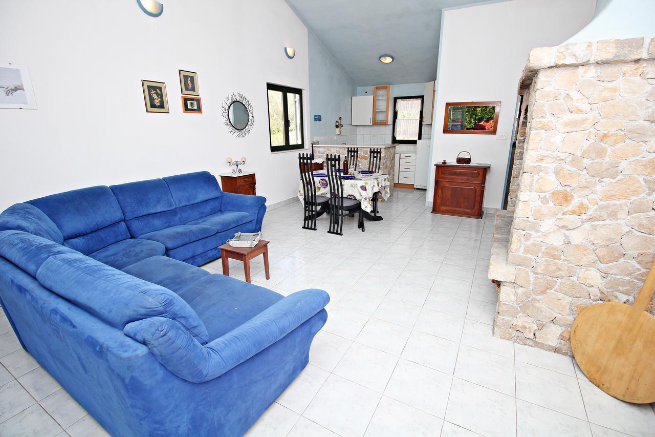 Guest House Beverin Sali Exteriér fotografie