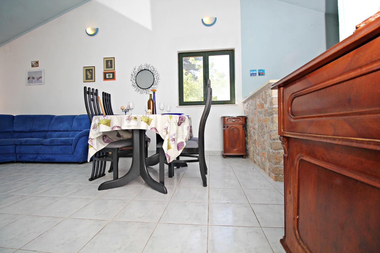 Guest House Beverin Sali Exteriér fotografie